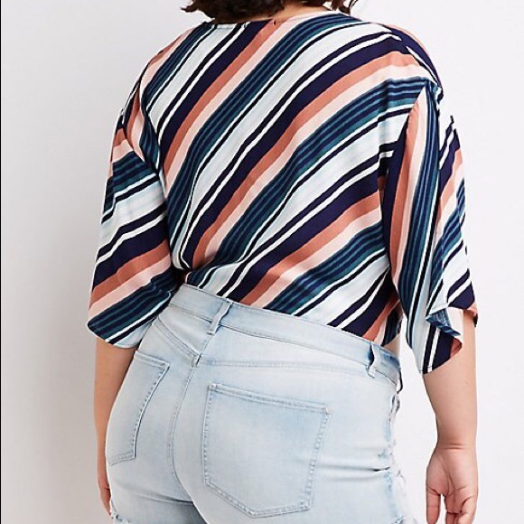 Striped Crop Front Tie Top - Picture 2 of 7